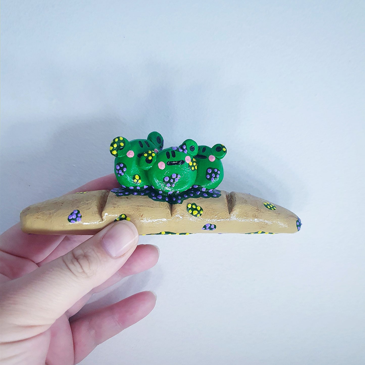 Baguette Frogs Clay Ornament image 0