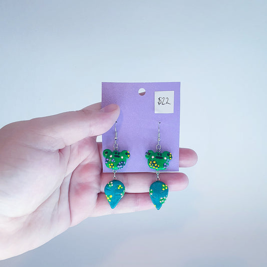 Frog & Leaf Earrings image 0
