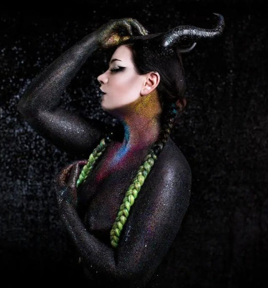 MAIN CHARACTER  PLAITS - SINGLE image 0