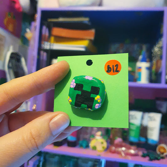 Creeper Minecraft Clay Pin image 1