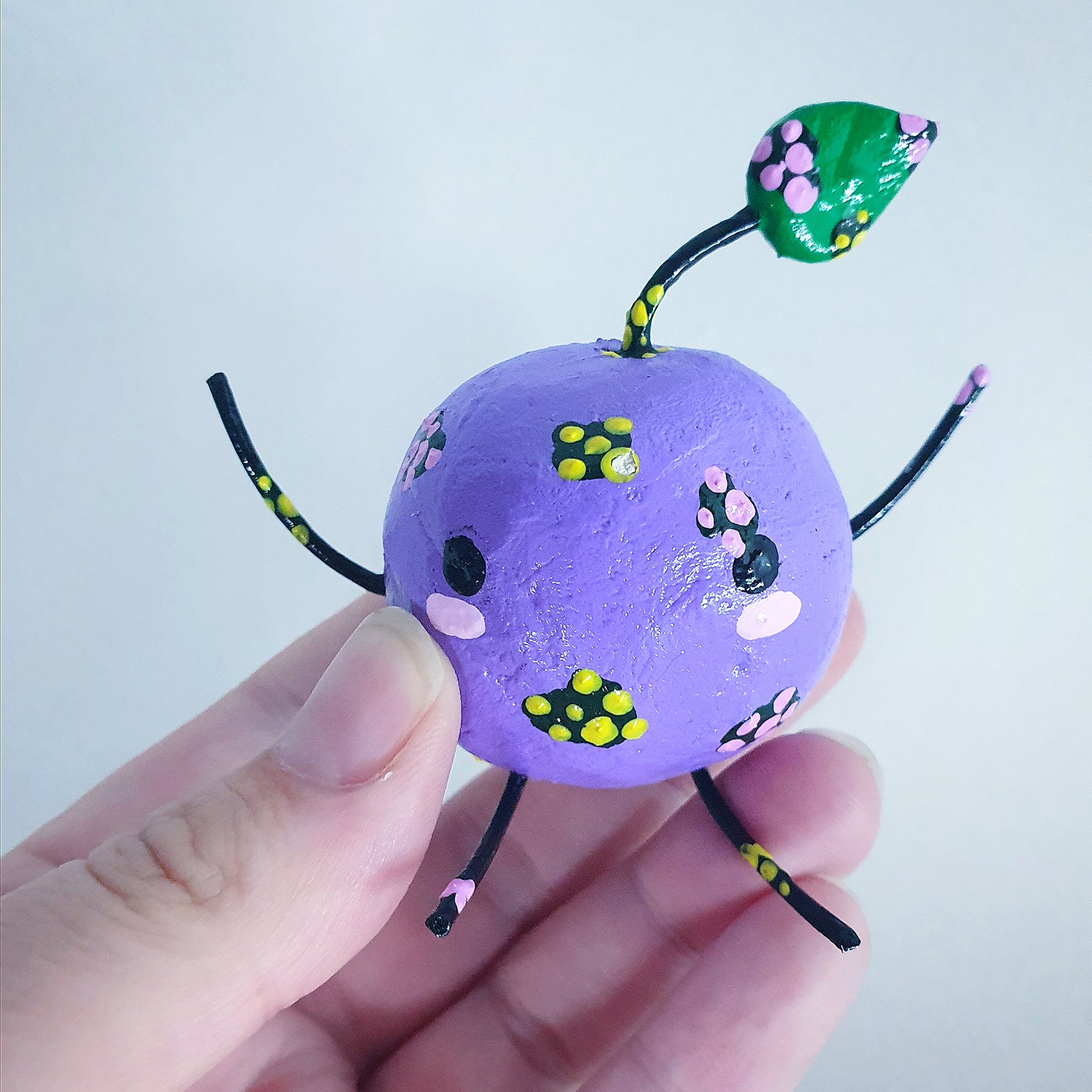 Lilac Junimo Clay Ornament (Stardew Valley) image 4