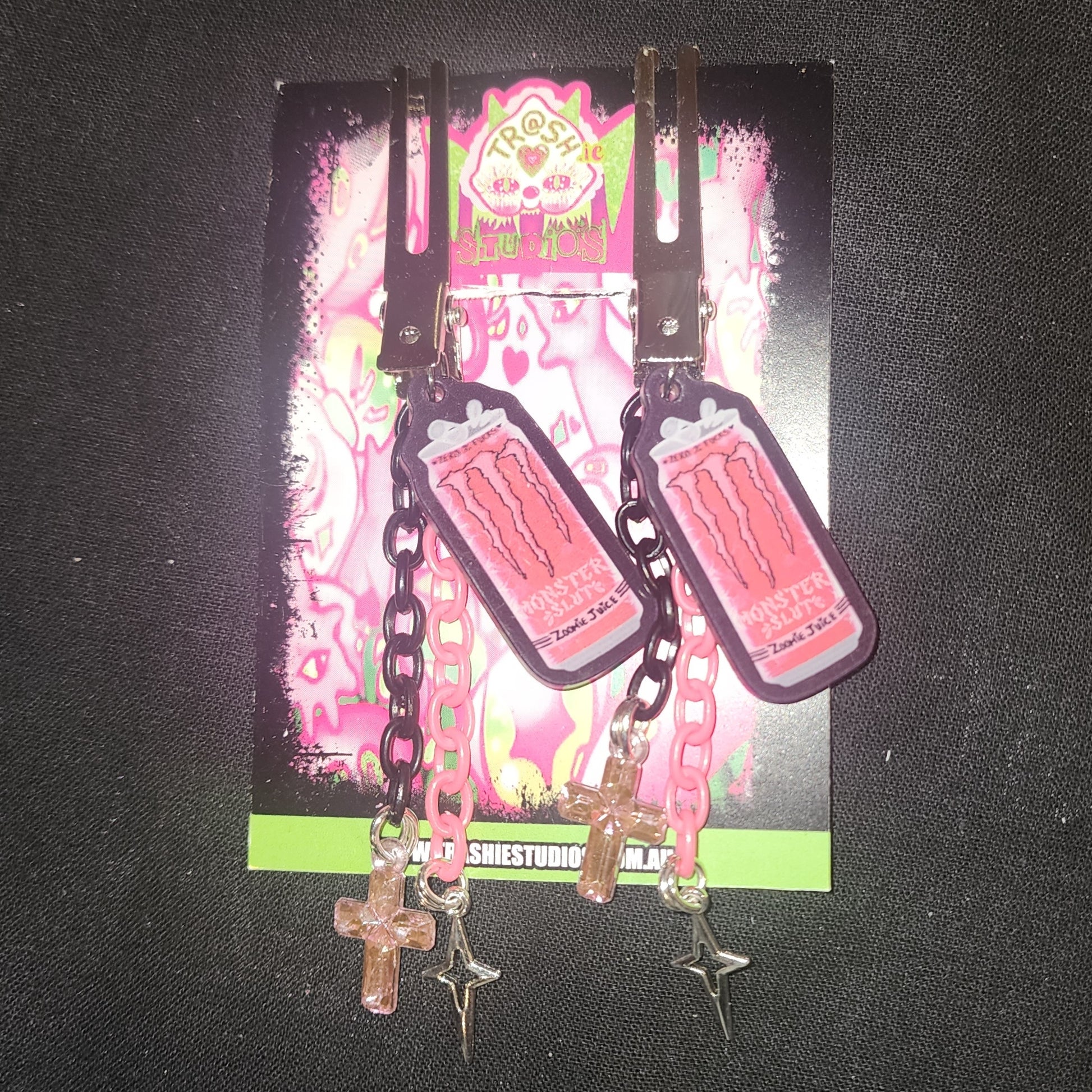 MONSTER SL#T PINK CROSS - CLIPZ image 0