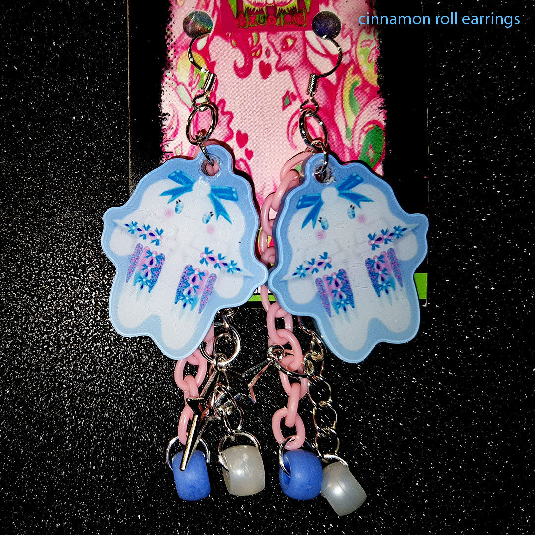 cinnamonroll - EARRINGS